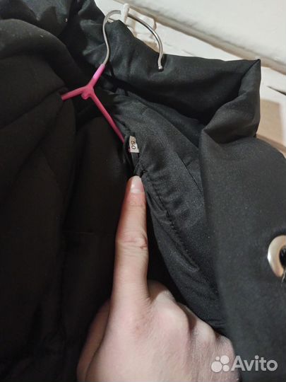 Продам куртку женскую