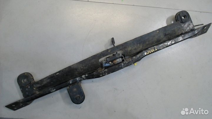 Рамка капота Dodge Caliber, 2007