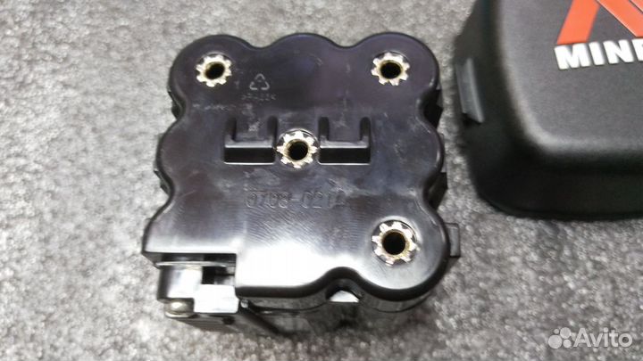 Minelab CTX-3030. Бокс для батарей