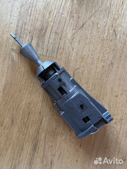 Личинка замка VW Volkswagen Polo V