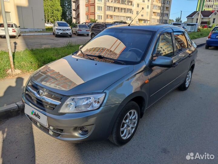 LADA Granta 1.6 МТ, 2013, 159 133 км