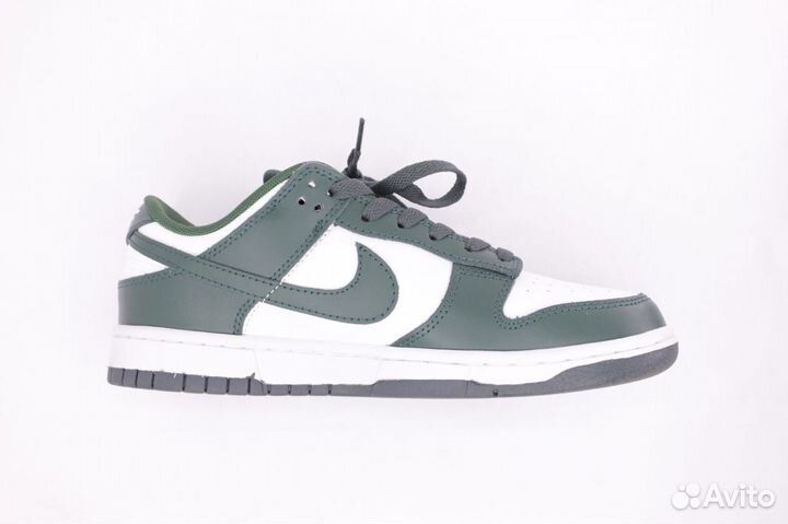 Кроссовки Nike Dunk Low Retro Team Green-White