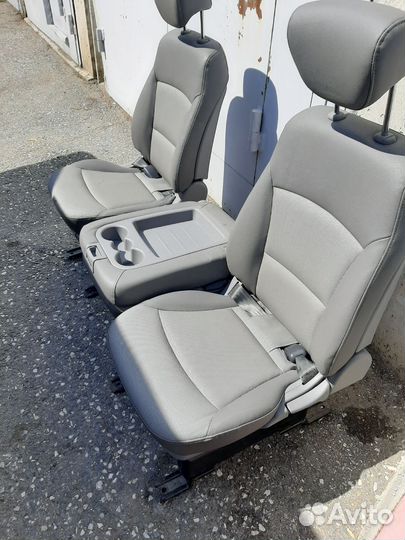 Средний ряд сидений от hyundai Старекс