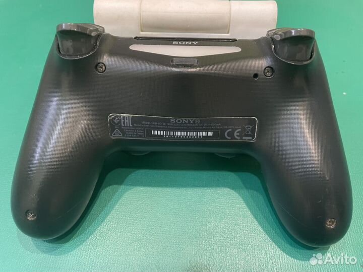 Геймпад DualShock 4 V2