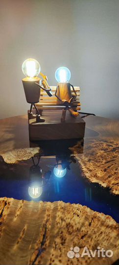 Светильник настольный