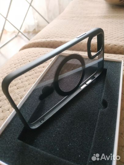 Чехол на iPhone 11