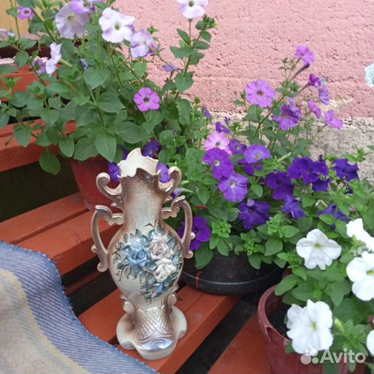 Вазы, штофы, кувшины под вино