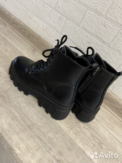 Ботинки осенние