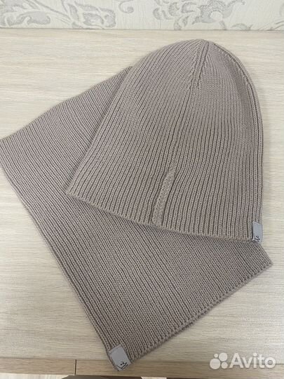 Комплект шапка и снуд женский