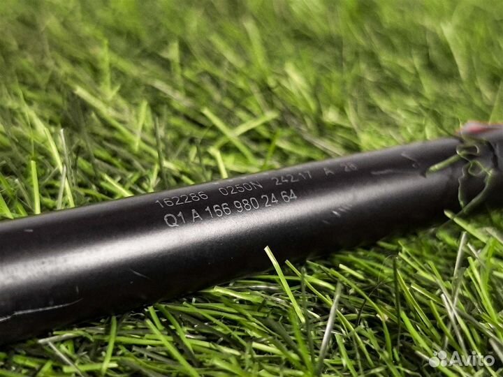 Амортизатор капота левый Mercedes-Benz Gle-Class