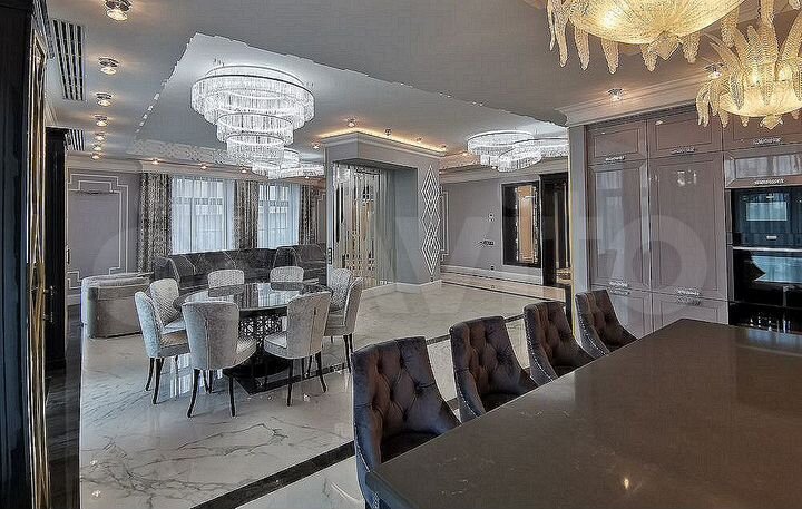 3-к. апартаменты, 180 м², 25/27 эт.