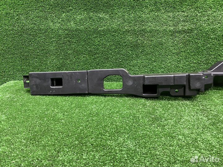 Пластик лонжерона левый BMW X5 G05