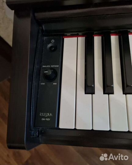 Цифровое пианино Yamaha YDP143