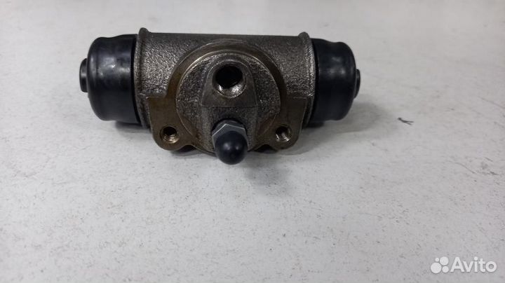 Рабочий тормозной цилиндр - nipparts