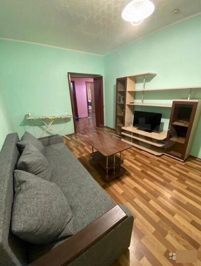 2-к. квартира, 83 м², 8/8 эт.