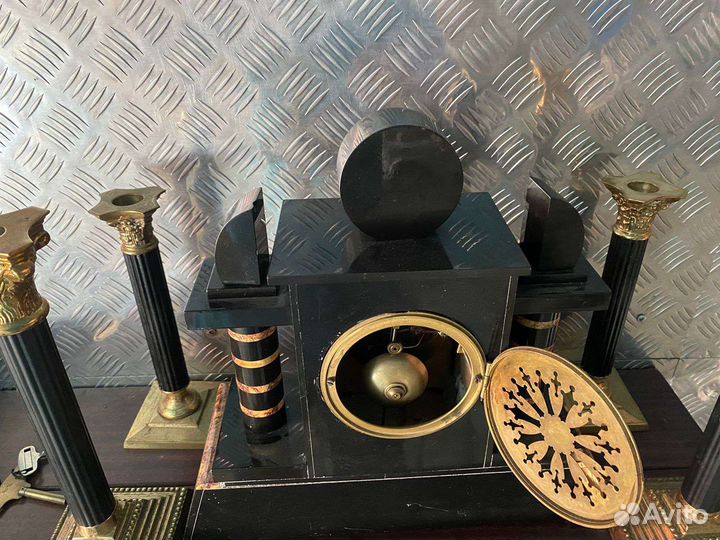 Каминные часы