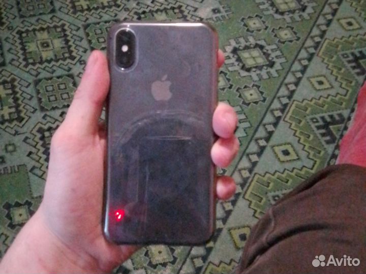 iPhone X, 64 ГБ