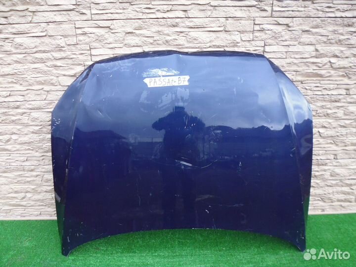 Капот на Фольксваген Пассат В7 с 2011