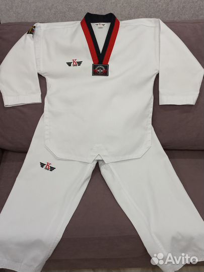 Кимоно для тхэквондо 140
