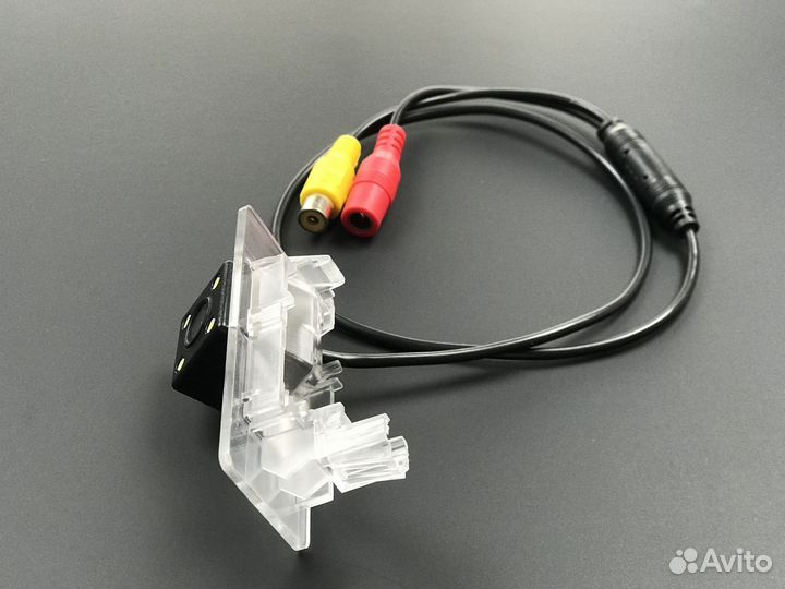 Камера заднего вида для VW Polo Sedan 2010-2015