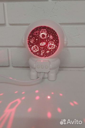 Детский ночник проектор астронавт