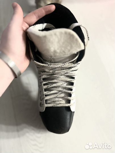 Хоккейные коньки bauer supreme