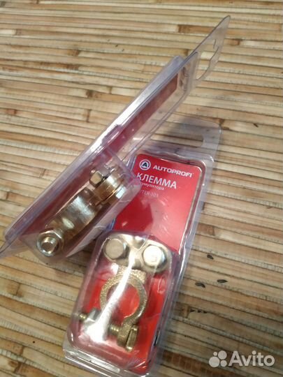 Клемы на аккумулятор