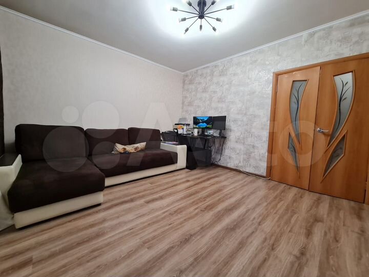 3-к. квартира, 77 м², 7/10 эт.