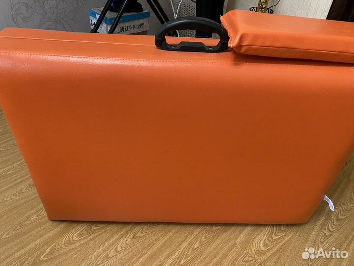 Кушетка для наращивания ресниц