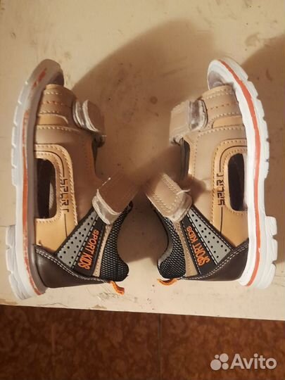 Сандалии детские 23