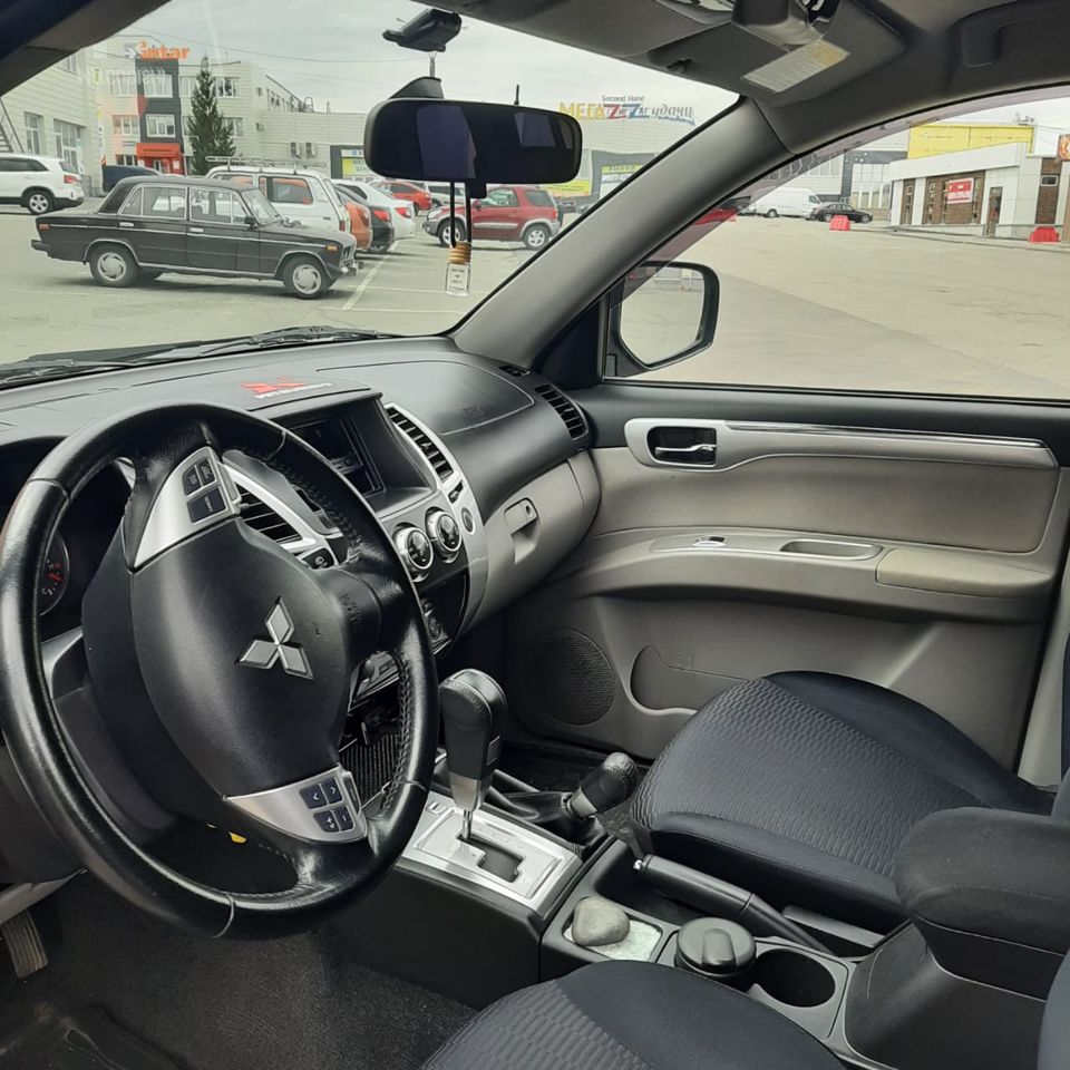 Mitsubishi Pajero Sport: фото владельца