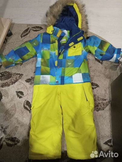 Сноубордический костюм