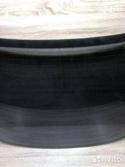 Стекло заднее Мерседес W210 седан