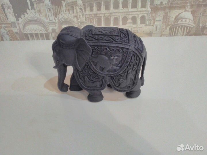 Слон. Смола. Индия