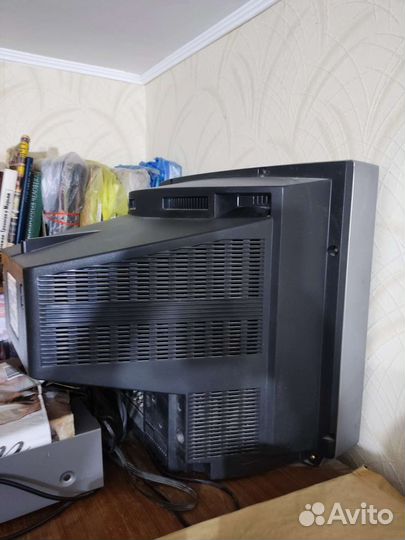 Телевизор JVC б/у