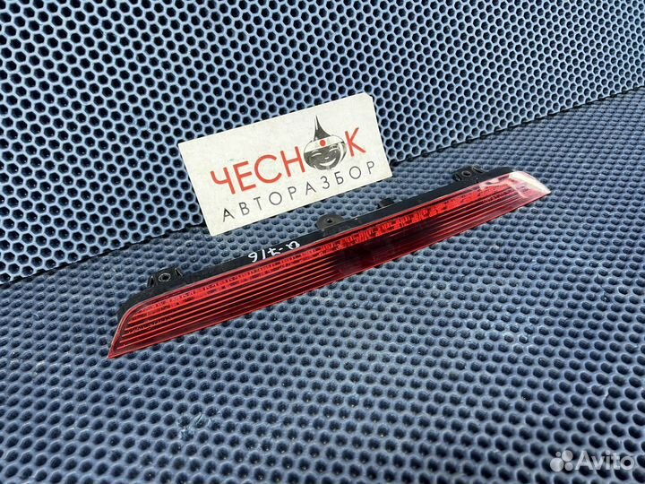 Стоп сигнал дополнительный Audi Q7 4L 2005-2015