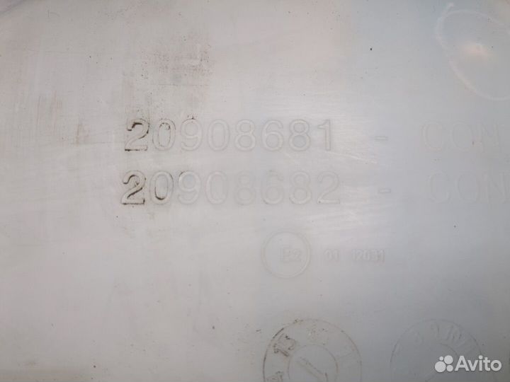 Бачок омывателя Cadillac ATS, 2013