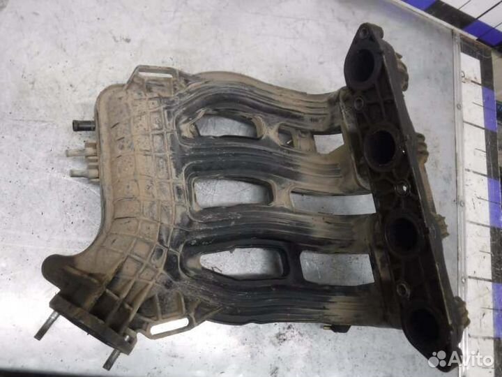 Коллектор впускной Лада Калина 11194 2008