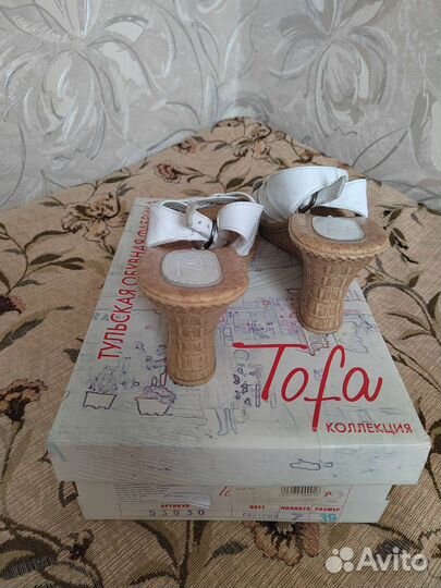 Босоножки из натуральной кожи 37.5