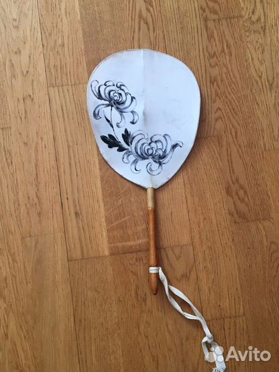 Антикварный театральный веер