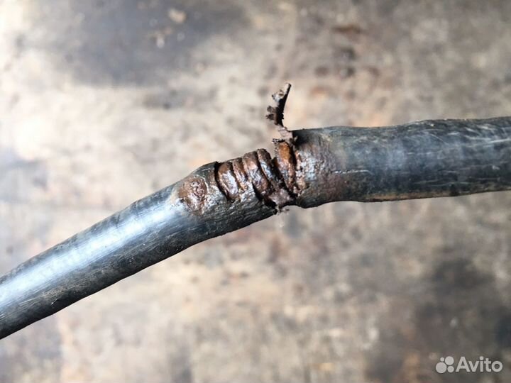 Трос стояночного тормоза Renault Logan I