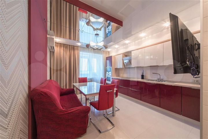 2-к. квартира, 80 м², 10/23 эт.