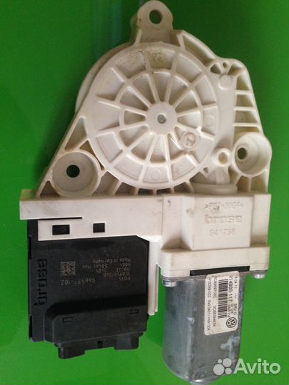 3C0959795B на Passat CC блок