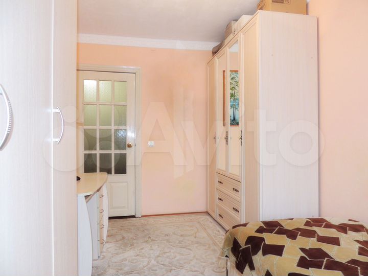 4-к. квартира, 90 м², 5/5 эт.