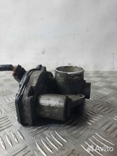 Дроссельная заслонка Ford Focus хэтчбэк 5 дв. 1.6