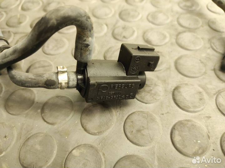 Клапан вакуумный Jaguar F-Pace X761 AJ20D4 2.0