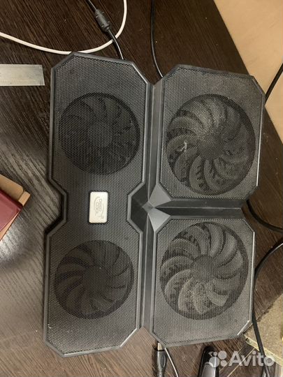 Подставка с охлаждением для ноутбука