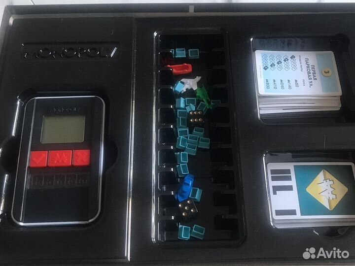 Игра монополия. Банк без границ