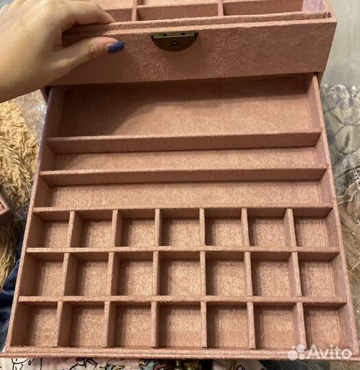 Шкатулка для украшений большая новая