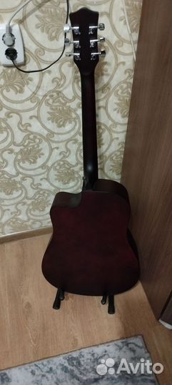 Акустическая гитара